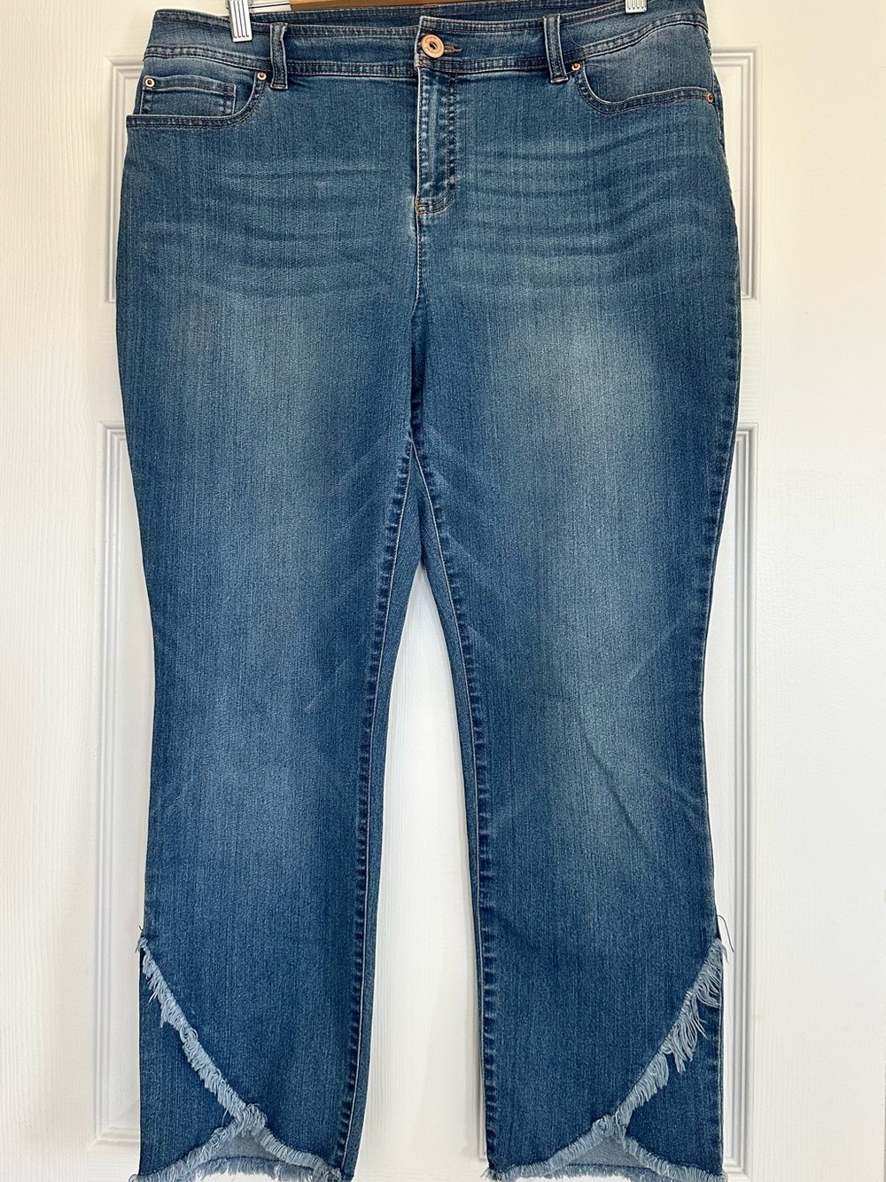 INC Women’s Size 14 Skinny Jeans Blue Raw Frayed Step Hem